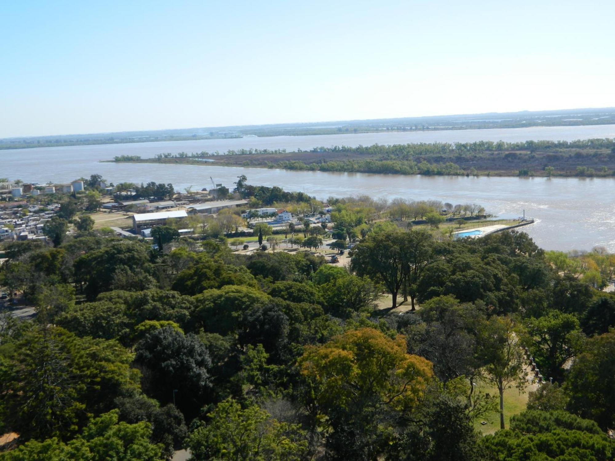 Maran Suites & Towers Parana Bagian luar foto