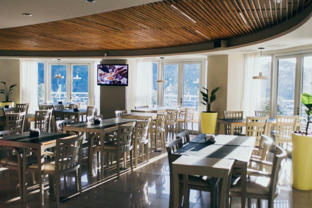 Maran Suites & Towers Parana Bagian luar foto